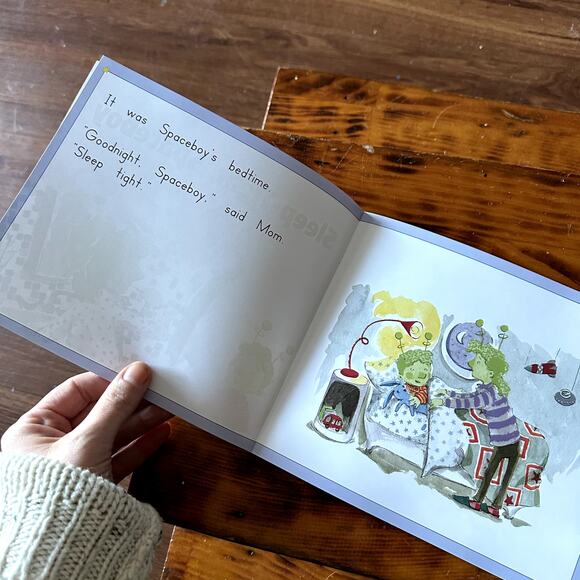 Vintage 2003 Sleep Tight, Spaceboy Paperback Book - Picture 3 of 7